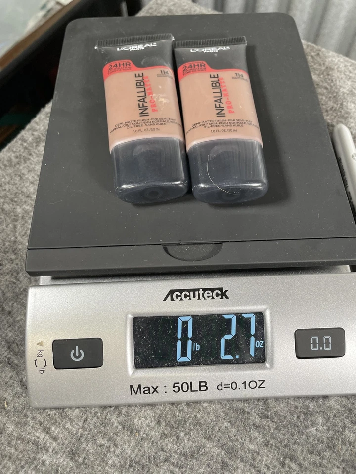 L'Oreal Infallible Pro-Matte Foundation 114 Rich Chocolate 1oz Lot 2 24HR USA - Image 3 of 4