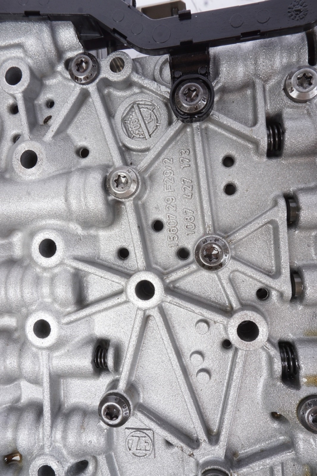 2014 - 2016 MASERATI GHIBLI RWD AUTOMATIC TRANSMISSION VALVE BODY OEM