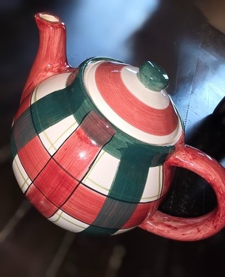 World Bazaars Teapot Plaid Pattern