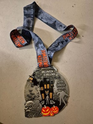 HALLOWEEN Challenge 2016 Marathon Finisher Medaille Saxons, Vikings Und Normans