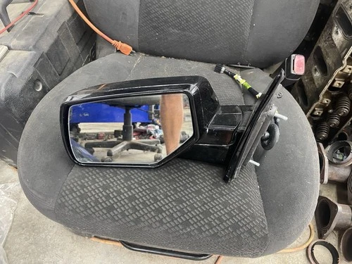 15-20 Tahoe/Yukon Drivers Side Mirror