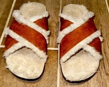 Faux fur sandals