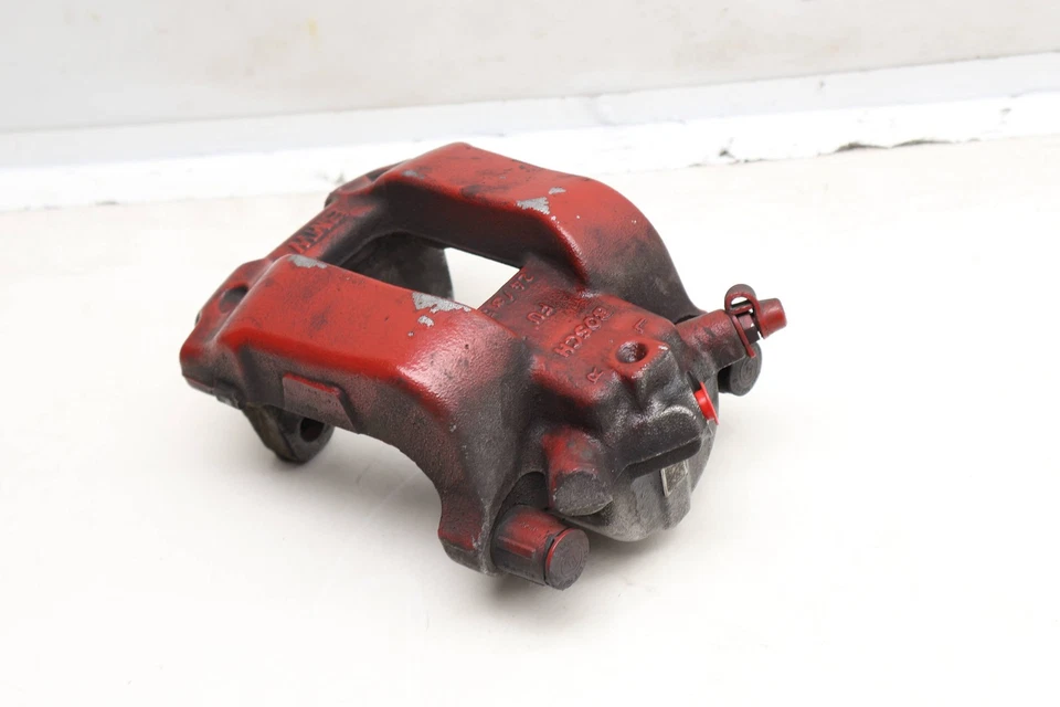 2013-2018 BMW 320I XDRIVE 2.0L - Front LEFT Brake Caliper 6857687 - Image 2 of 4