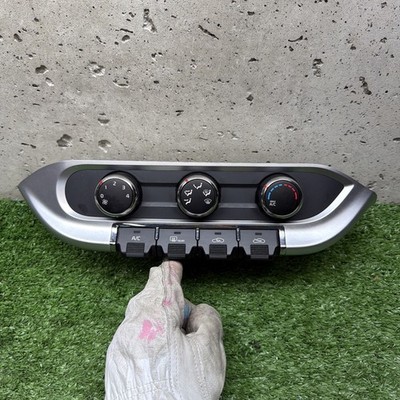 2012-2015 KIA RIO AC 3 KNOB HEATER CONTROL TEMPERATURE CONTROL CLIMATE CONTROL