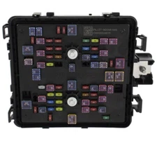 NEW OEM 20-22 Ford Super Duty 6.2L Gas Engine Fuse Panel Relay Box Under Hood