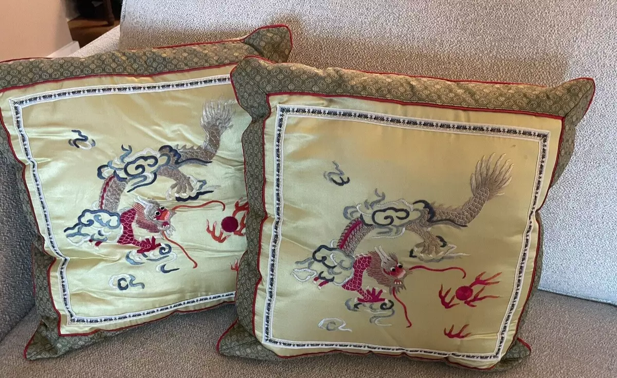 Chinese 2025 silk pillows