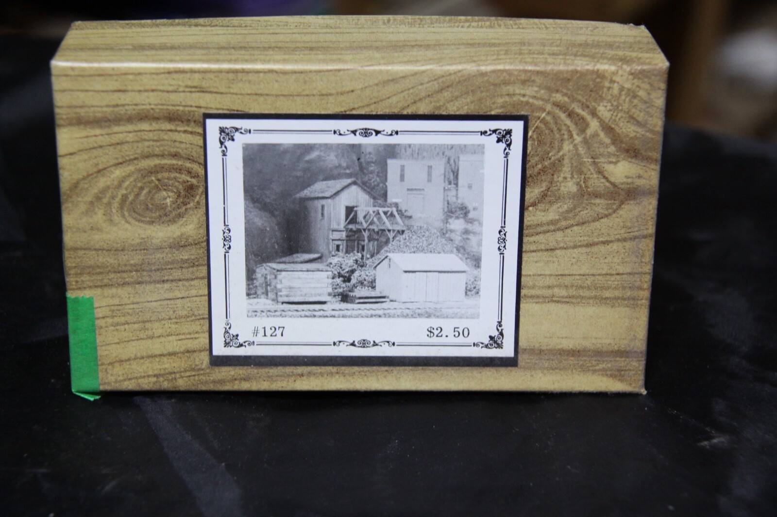 Timberline Models 995 Dynamite & Tool Shed Kit 127 Pieces  