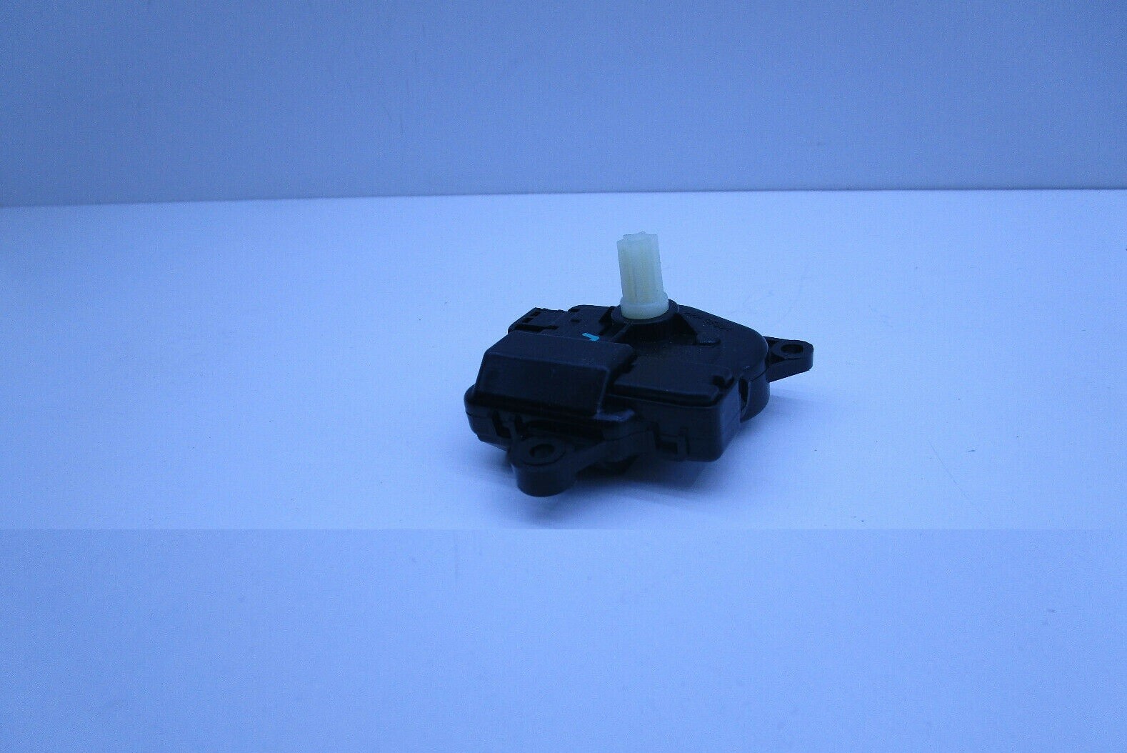 GENUINE HEATER BOX HVAC ACTUATOR TO SUIT HOLDEN COMMODORE VE WM MODELS