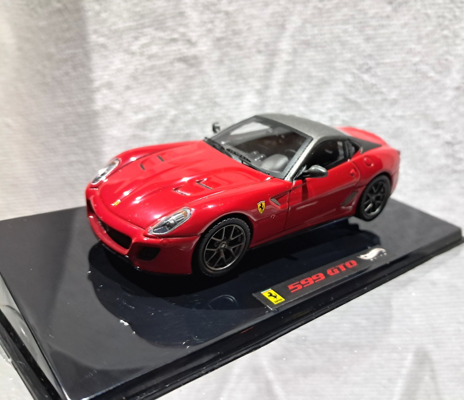 Ferrari 599 GTO miniature 1/43 Hot Wheels Elite édition limitée en métal