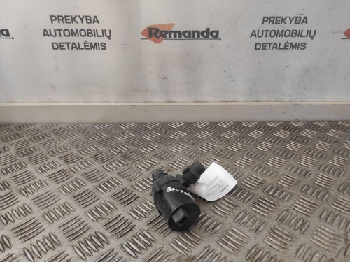 BMW 7 E65 E66 2005 Zusatzwasserpumpe 70207803 Benzin 270kW REM54545