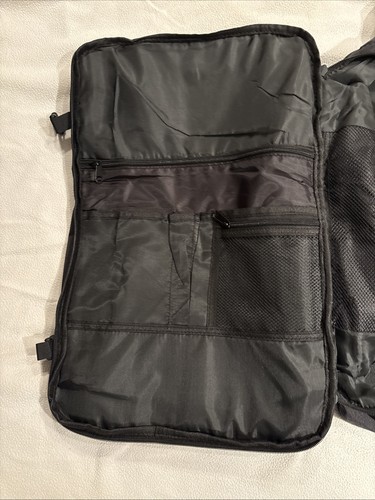 Black Travel Backpack W/ USB Port, Adjustable Straps, Multipurpose Compartments - 第 6/14 張圖片