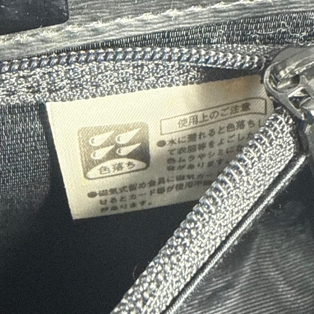 Foto 16 di 24