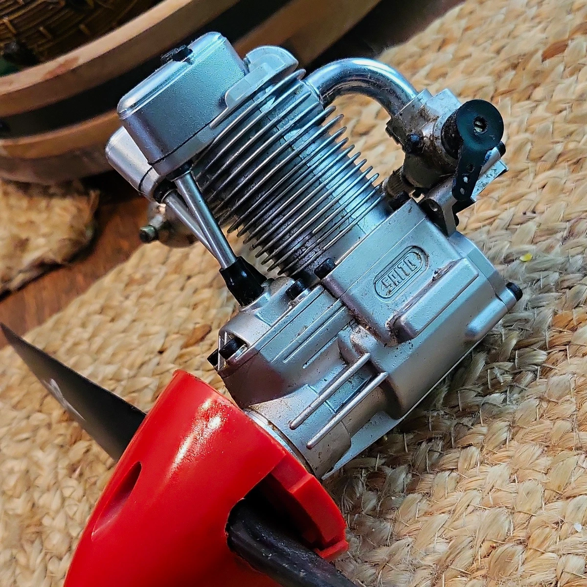 Saito 4-Stroke Engine Hobby RC Gas/Nitro Engines for Gasoline for