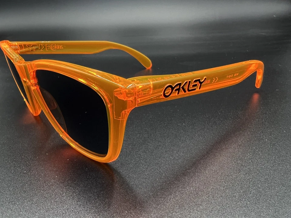 Marco Oakley COLLECCIONISTAS Piel de Rana Naranja Ácido con Lente Gris 24-252 Collar de Lluvia Ácida Foto 3 de 4