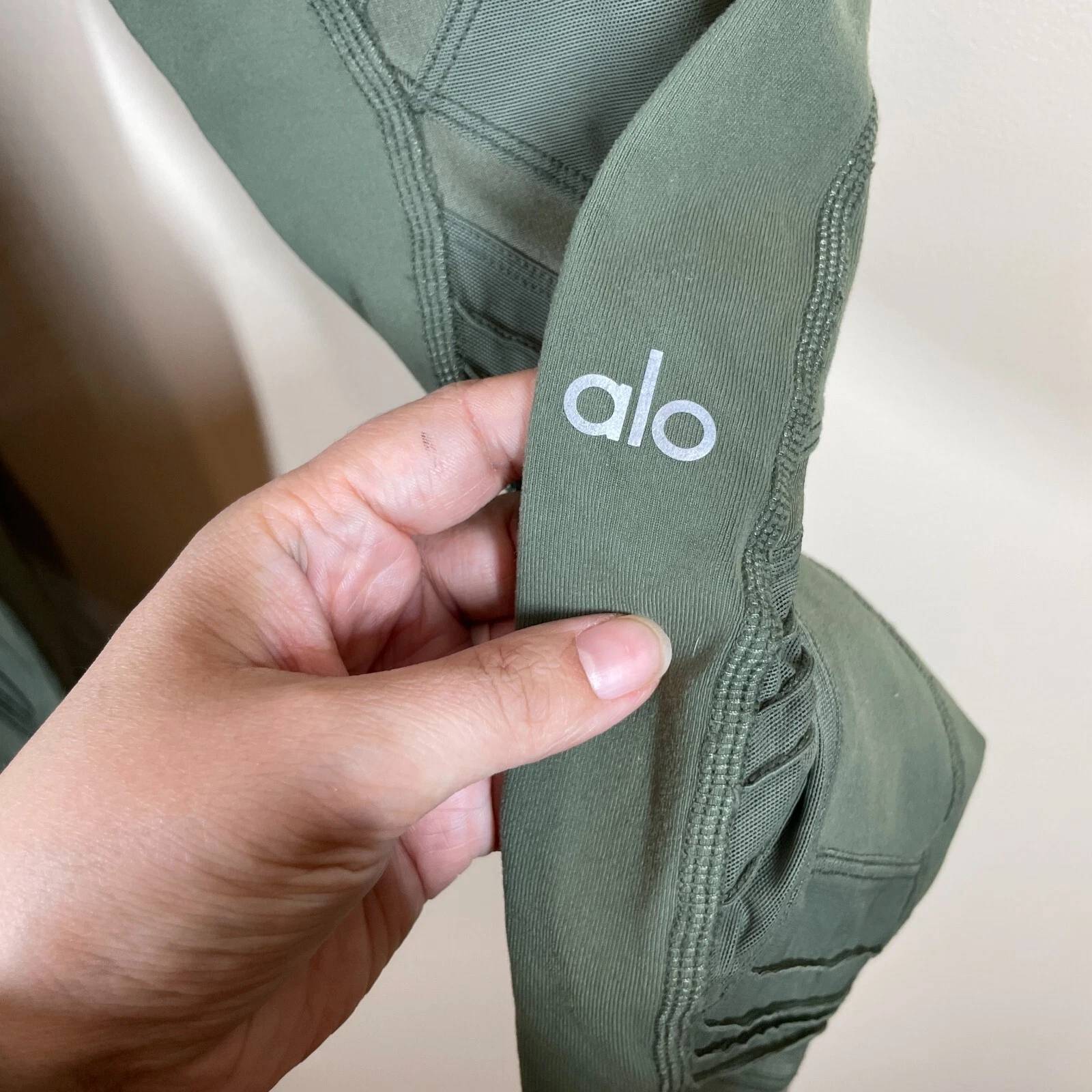 alo-yoga ankle solid skinny comfort high waist pull on leggings