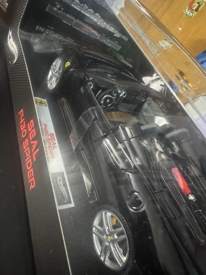 Hot Wheels Ferrari Die Cast 1:18 - Sello - Edición Limitada #534 Nuevo en Caja Foto 3 de 4