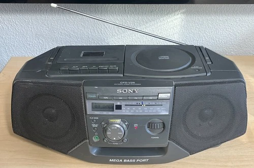VNTG Sony CFD-V25 CD Radio Cassette-Corder Boombox TESTED WORKING no cord