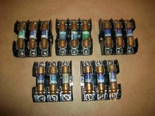5pc MARATHON Fuse Holder R30A3SP w/ Fuses USED