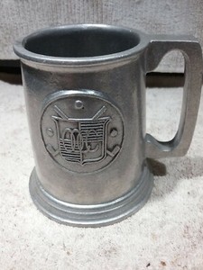 VINTAGE WILTON ARMETALE RWP PEWTER METAL MUG - OOCC INSIGNIA