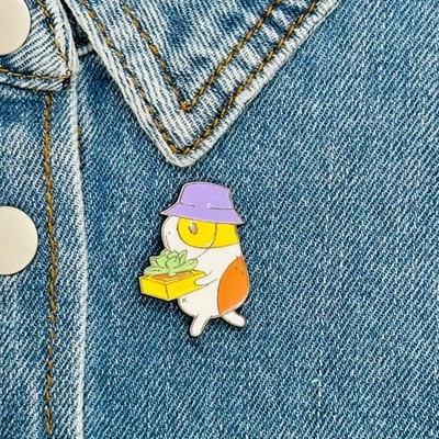  Hamster Guinea Pig Pet Succulent Gardener Pin With Hat & Plant Animal Broch Cuy