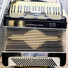 Italian Vintage Ferrari Accordion 🪗 w/ Hard Case