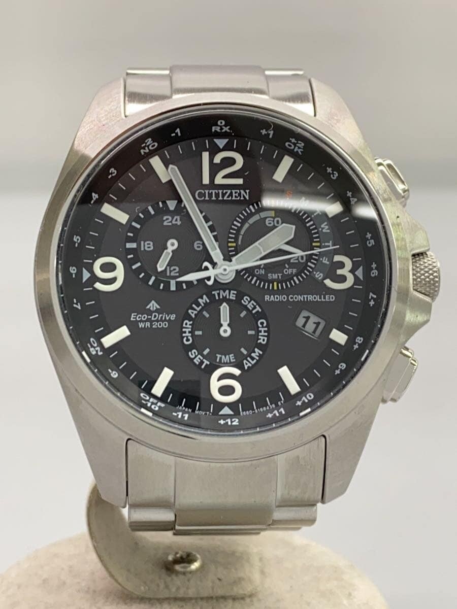 CITIZEN E660 Chronograph Quartz Watch with Stainless Steel Case in Black and Silver