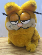 Vintage 1981 Garfield Plush Dakin United Feature Syndicate Stuffed Animal 6"