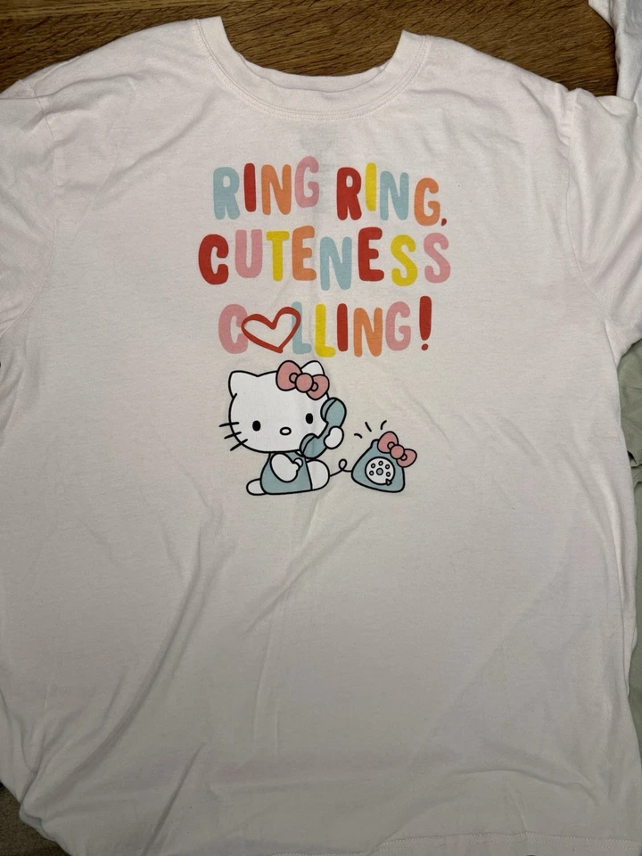 Camisetas manga corta Hello Kitty talla XL Foto 2 de 4