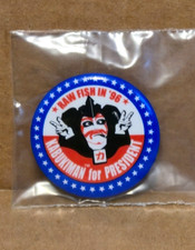 Troma Films Sgt. 1996 Kabukiman 1.5" Botón Pinback - "Pez Crudo en '96"