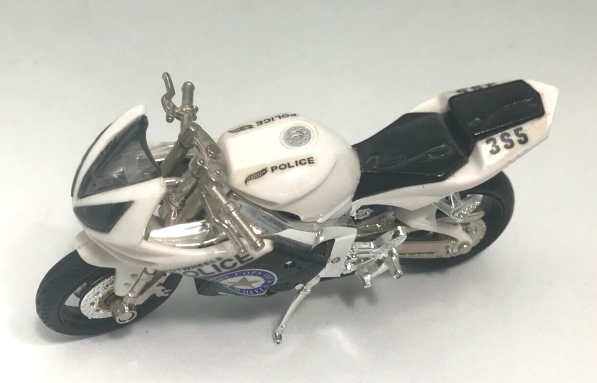 Hot Wheels 47115 Law Enforcers Moto 118 Scale DieCast Metal