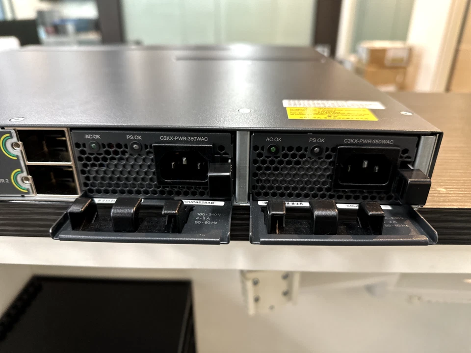 Cisco Catalyst 3750 (WSC375048TSS) 48-Port Gigabit Ethernet Switch - Image 2 of 4