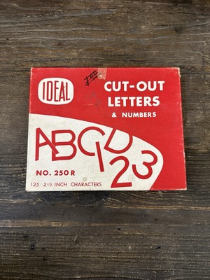 Vtg 60s IDEAL School Supply Alphabet Letters & Numbers Die Cut Flocked EUC