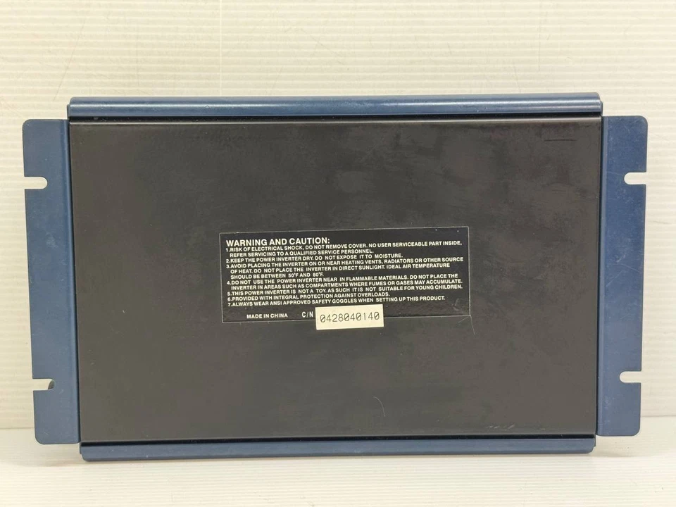 Wagan Tech AC Interverter 700W Continuous Use/1800W Peak Surge Power No. 20162 - Image 4 of 4