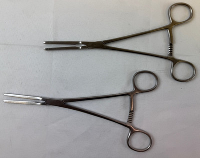 Pair of Codman 37-1520 Masterson Hysterectomy Forcep Straight 2x3 Teeth 9'' OBGYN
