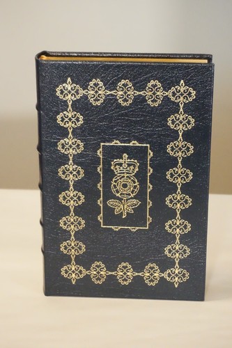 The First Elizabeth by Carolly Erickson 1983 Easton Press - Foto 2 di 5