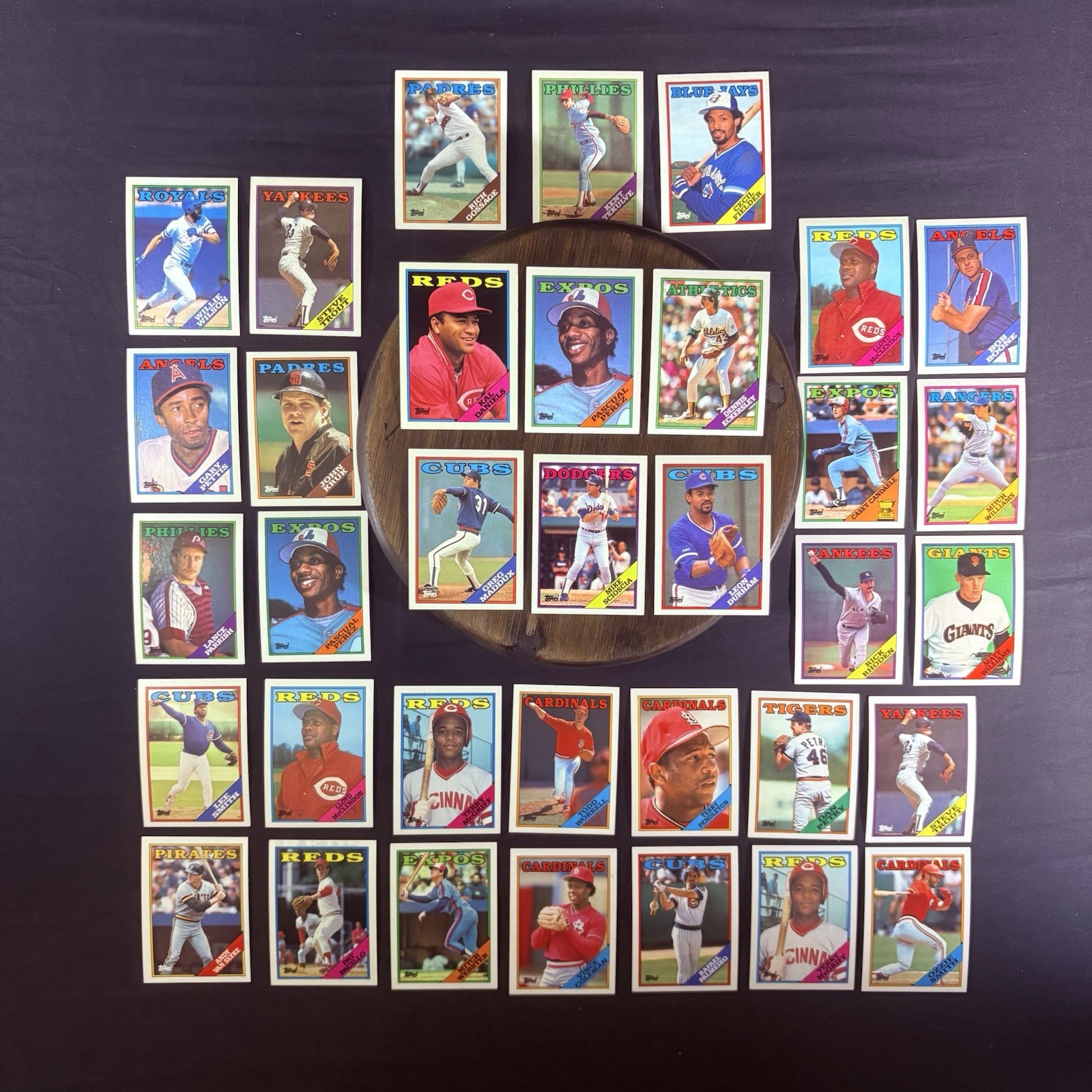 1988 TOPPS High Grade Baseball Card Lot Of 35