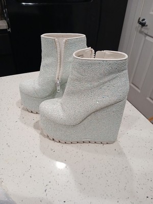 YRU Dimension Glitter Sparkles Punk Goth Raver White Platforms Boots Heels Sz 6