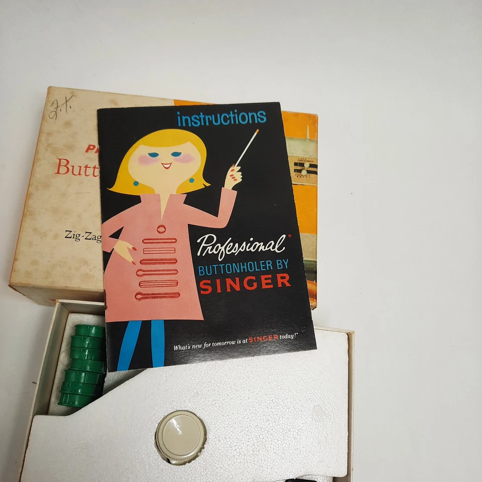 VINTAGE SINGER PROFESSIONAL BUTTONHOLER WITH MANUAL Templates #102557 - Image 4 of 4