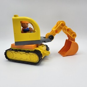 LEGO Duplo Dump Truck and Tracked Excavator 10812 Complete set Retired Road Sign