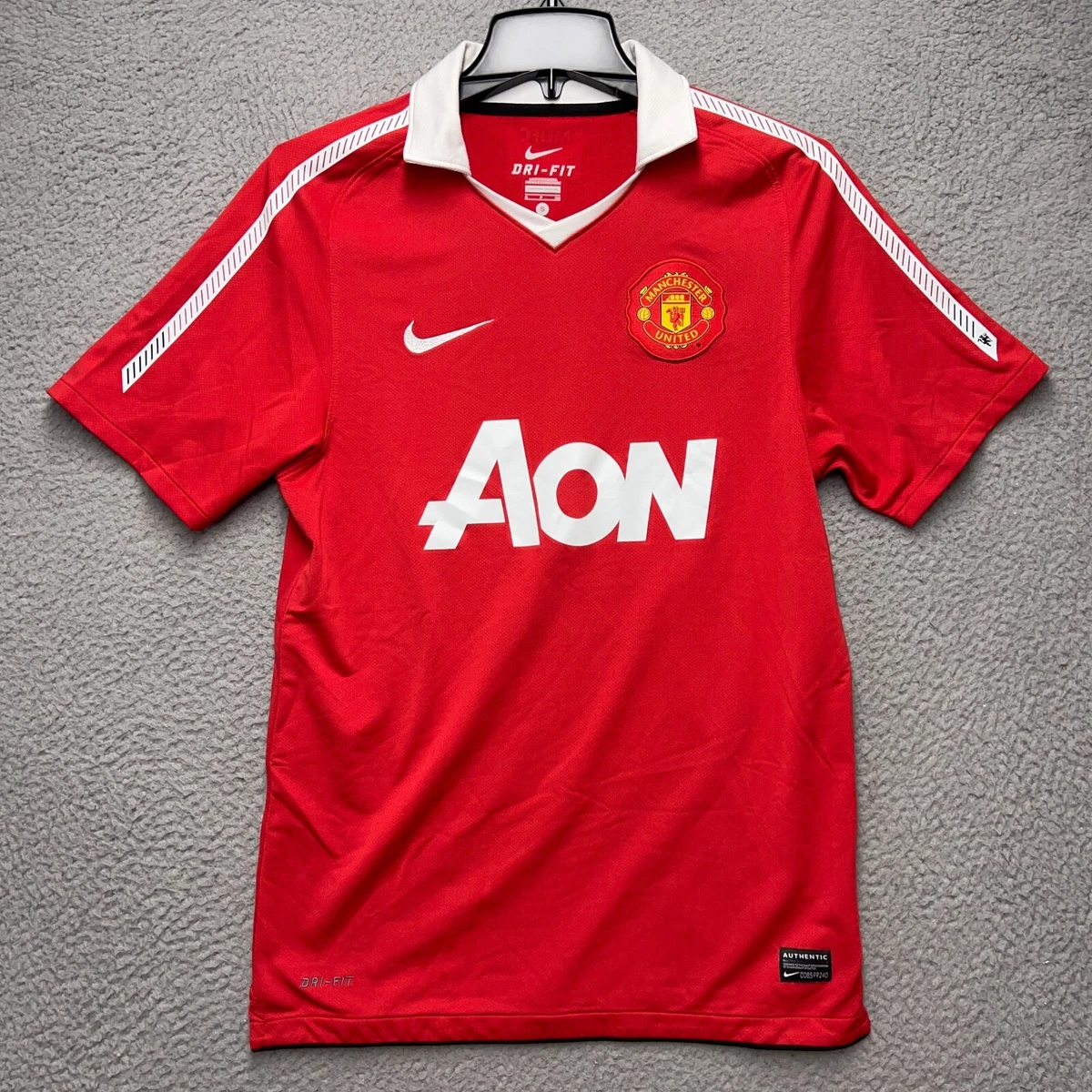 Preços baixos em Equipe Nacional Nike Manchester United Camisas de