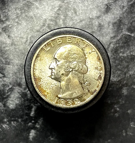 1932 Washington Quarter --- Choice Uncirculated-First Year! Toned!