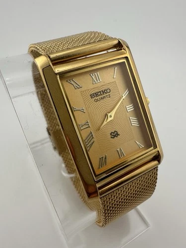 GOLD Vintage Seiko Slim Men's Wrist Watch