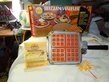VTG BUNDT BELGIAN WAFFLE MAKER ORANGE #15000 Nordic Ware OUTDOOR CAMPING WORKS