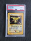 1999 POKEMON GAME BASE SET - PORTUGUESE - ZAPDOS HOLO - 16 - PSA8 MINT