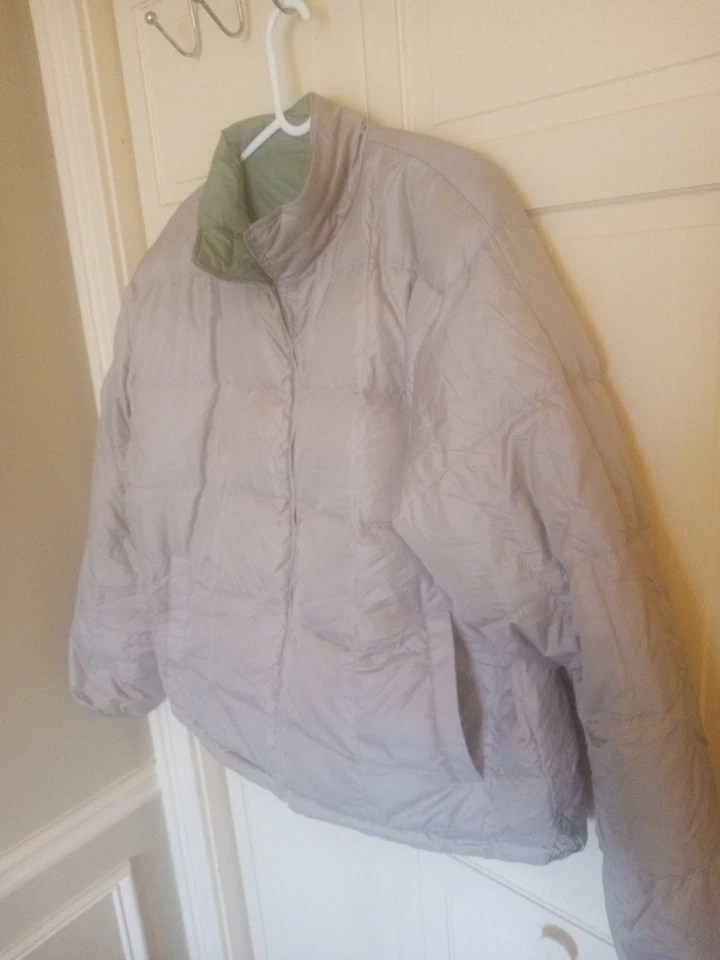VTG LL Bean Men's Large Reversable Down Puffer Jacket Full Zip Gray/Green  - Image 4 of 4