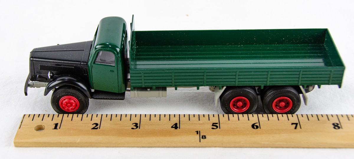 Conrad 1/43 Volvo LV293C2LF 1949 280877 Vintage Diecast Model Lorry