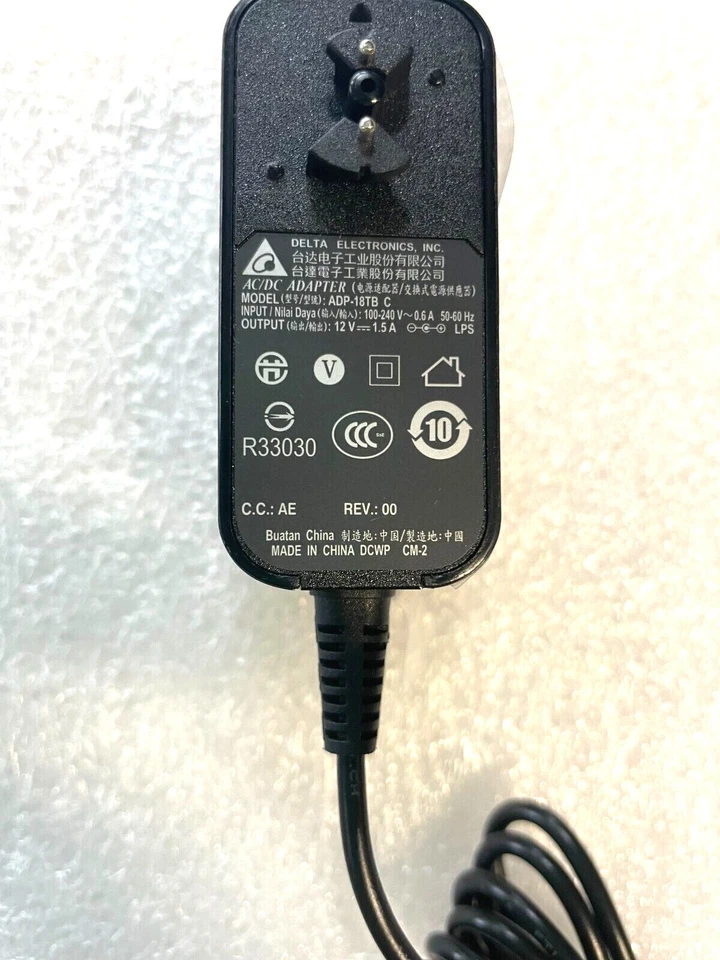 Genuine Acer Switch 10/Switch 11 AC Adaptor 18W 12V 1.5A  ADP-18TBC KP.01801.009 - Image 3 of 4