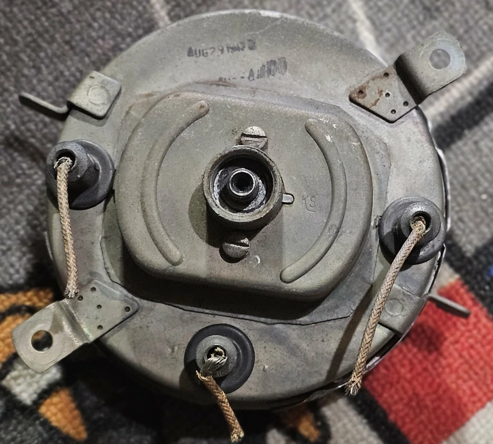 Velocímetro original Ford Super Deluxe 1947-1948 cupé - restauración perfecta... Foto 3 de 3