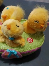 Hallmark The Happy Easter Tweets Animated Plush Singing/dancing NWT