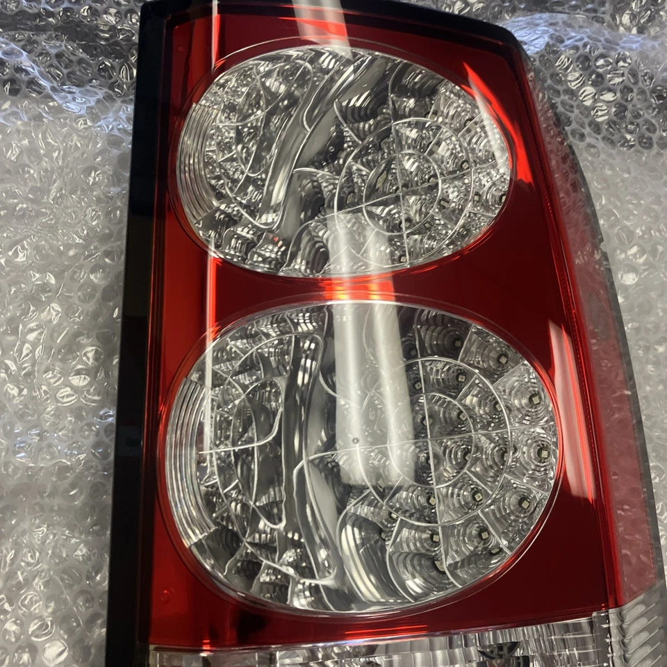 Conjunto de lanterna traseira direita LR036164 2010-2013 LR4 genuíno novo - Imagem 4 de 4